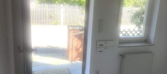 Adosado de 4 habitaciónes en Roth, Germany No. 353131 32