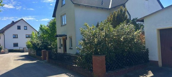 Adosado de 4 habitaciónes en Roth, Germany No. 353131 2