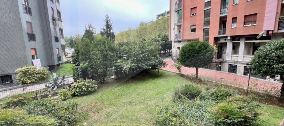 Квартира с 2 комнатами в Сесто Сан Джованни, Италия № 29304 25