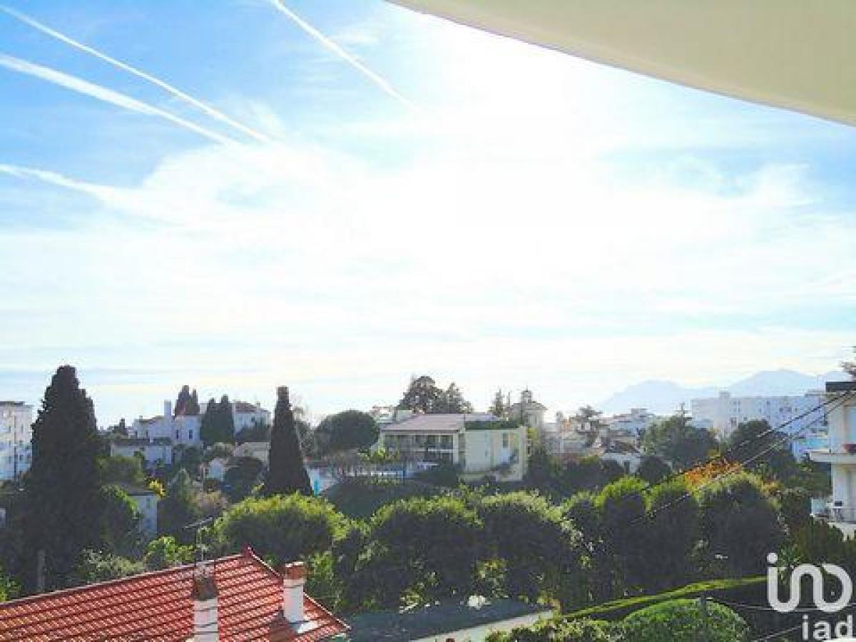 2 bedrooms Condo in Cannes, France No. 13727