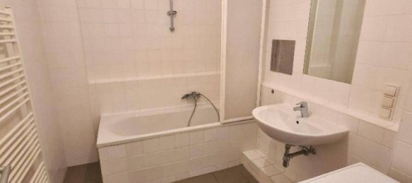 Apartamento de 2 habitaciónes en Favoriten, Austria No. 175664 6