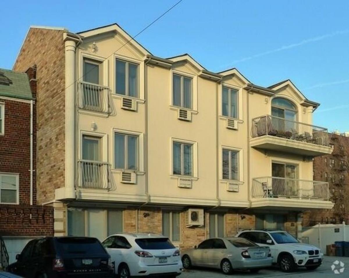 Дом с 3 спальнями в Бруклин, США № 266060