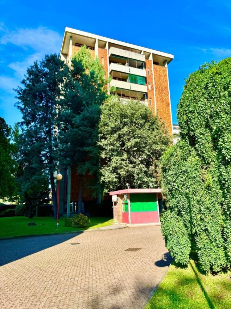 2 Schlafzimmer Wohnung in Cologno Monzese, Italy, Nr. 374357