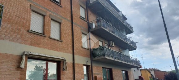 2 bedrooms Apartment in Occhiobello, Italy No. 282196 2