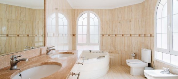 Villa de 4 dormitorios en L'Eliana, Spain No. 22220 14