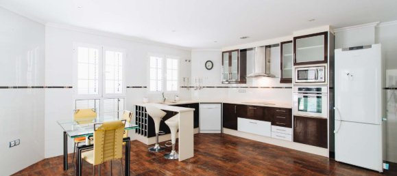 Villa de 4 dormitorios en L'Eliana, Spain No. 22220 5