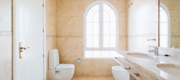 Villa de 4 dormitorios en L'Eliana, Spain No. 22220 16