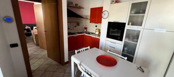 Apartamento de 2 divisões em Sesto Calende, Italy N.º 139446 6