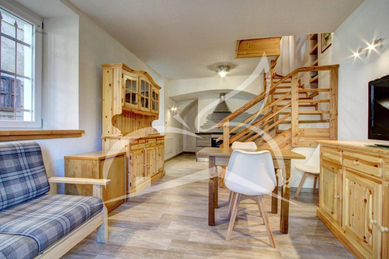 4 rooms Villa in Spiazzo, Italy No. 125955