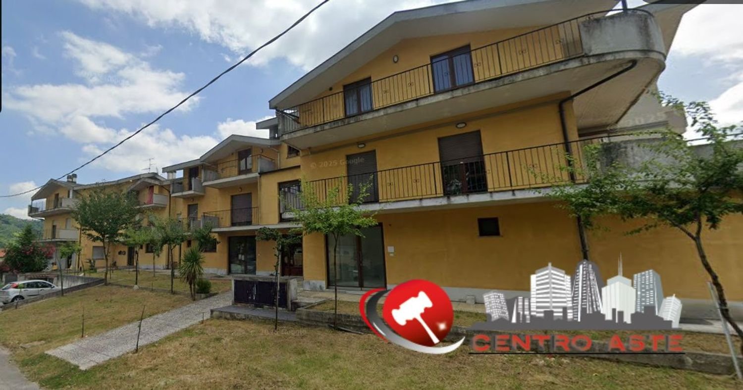 4-salle Appartement à Fara Filiorum Petri, Italy No. 264754