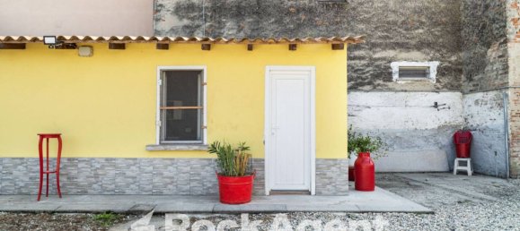 1 bedroom Villa in Mezzanino, Italy No. 13246 36