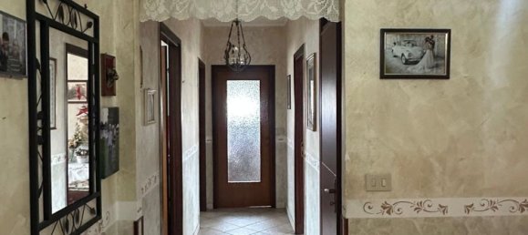 5-Zimmer Wohnung in Carmagnola, Italy, Nr. 228115 11