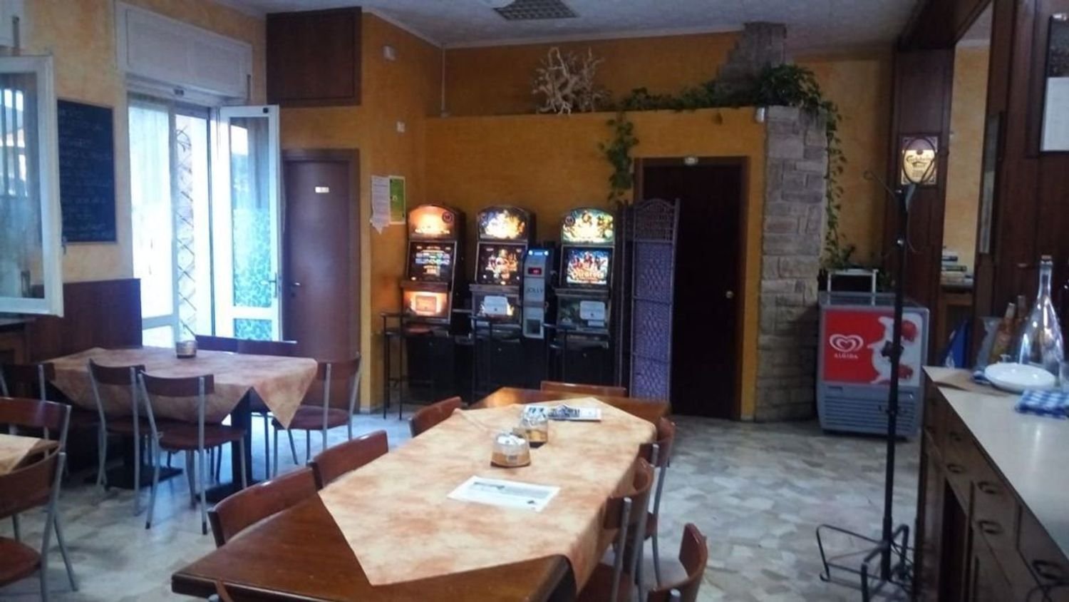 130m² Commercial property in Brenna, Italy No. 184155