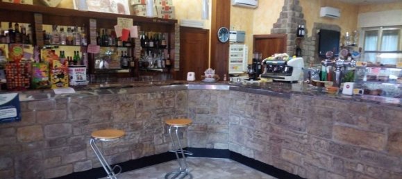 130m² Commercial property in Brenna, Italy No. 184155 4