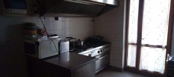 130m² Commercial property in Brenna, Italy No. 184155 6