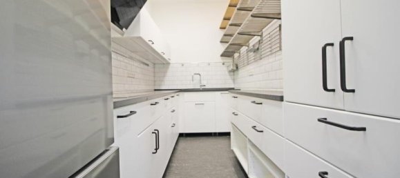 Квартира с 3 спальнями в Фридрихсхайн, Германия № 325393 14