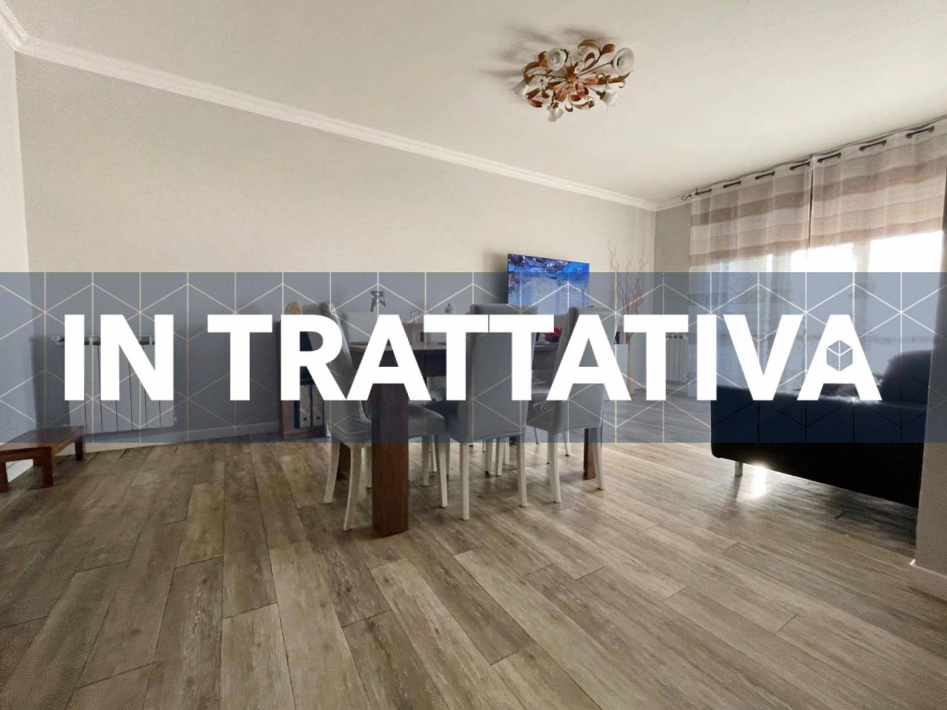 4 rooms Apartment in Rome, Italy No. 23127