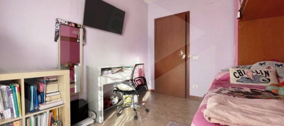 4 rooms Apartment in Rome, Italy No. 23127 12