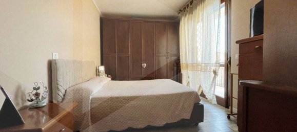 4 rooms Apartment in Rome, Italy No. 23127 26