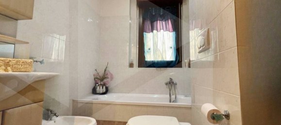 4 rooms Apartment in Rome, Italy No. 23127 24