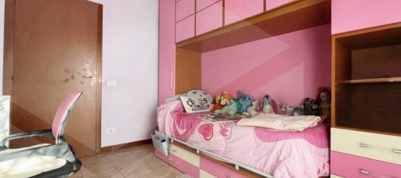 4 rooms Apartment in Rome, Italy No. 23127 13