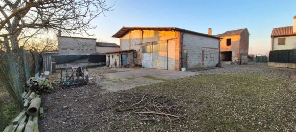 7 rooms House in Cologna Veneta, Italy No. 170269 4