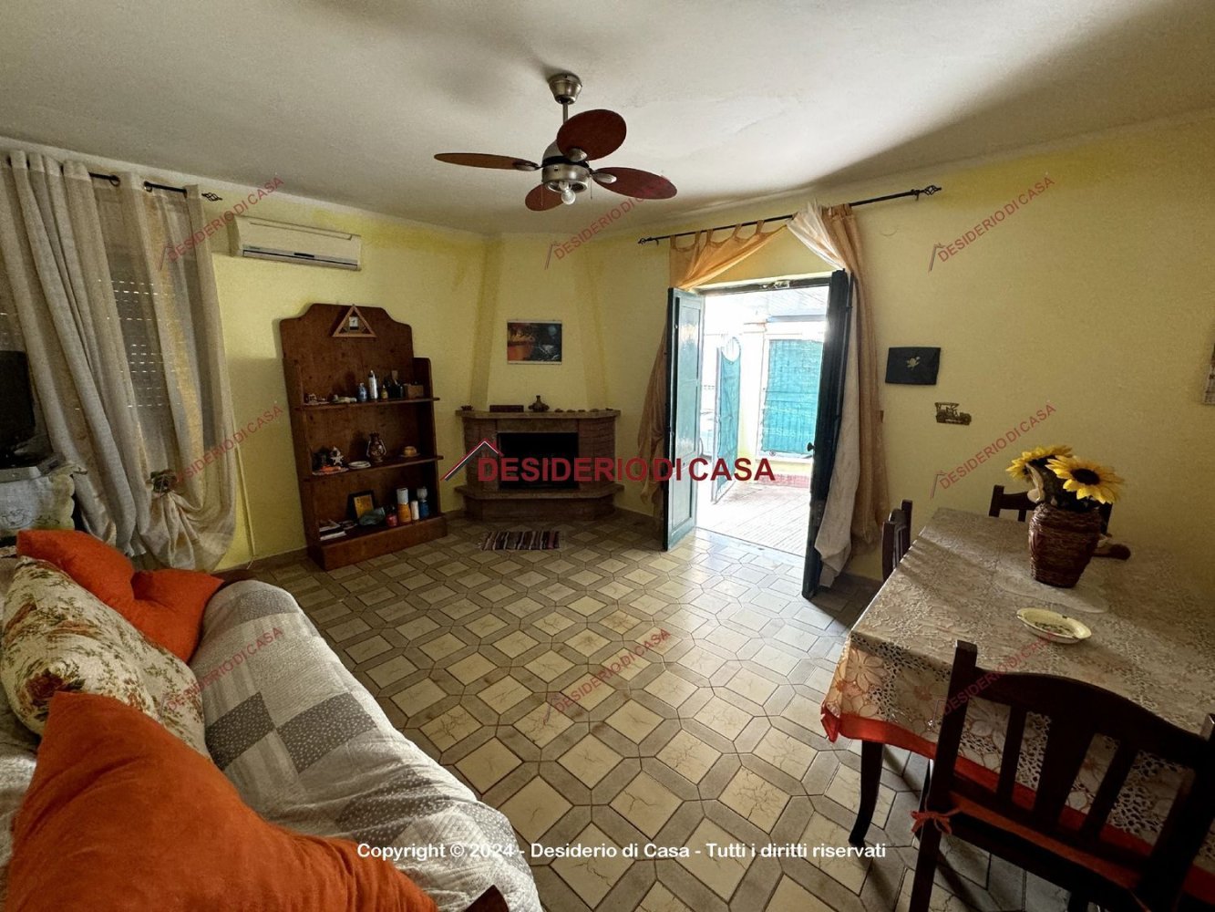 Villa de 4 divisões em Termini Imerese, Italy N.º 122440