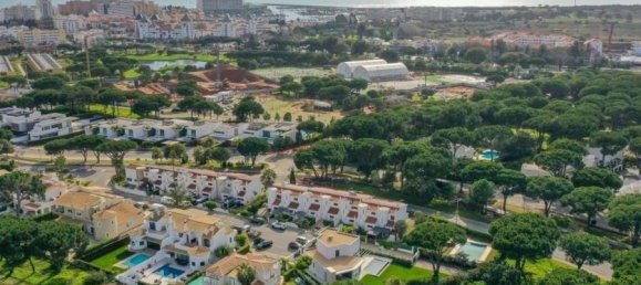 4 bedrooms Villa in Quarteira, Portugal No. 104250 11