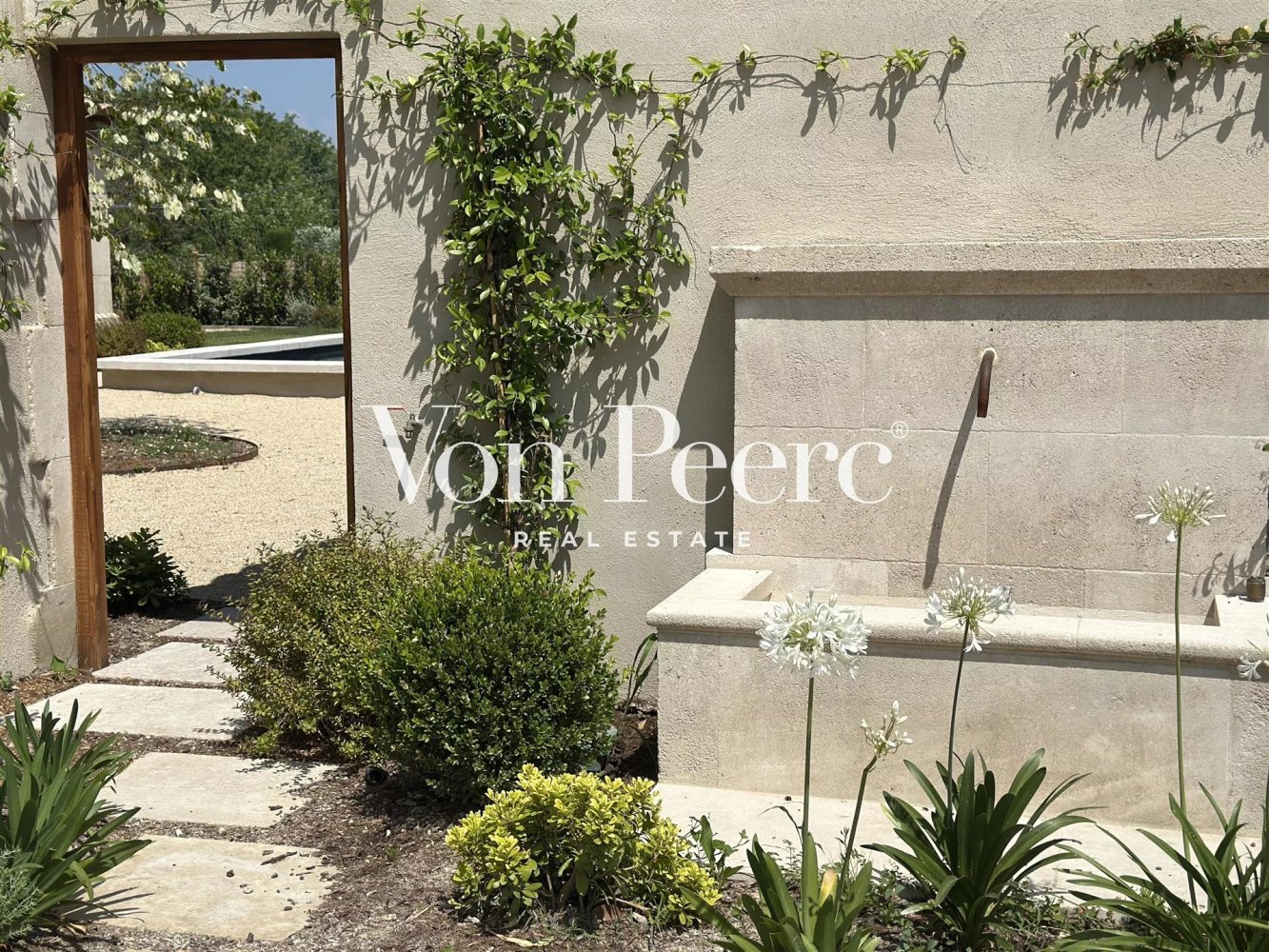 4 bedrooms Villa in Saint-Remy-de-Provence, France No. 303892