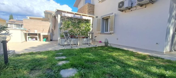 5 rooms House in Cecina, Italy No. 71295 25