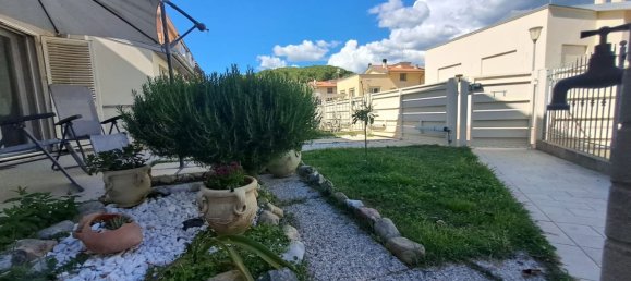 5 rooms House in Cecina, Italy No. 71295 2