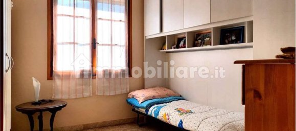 3 bedrooms House in Rezzo, Italy No. 105996 10