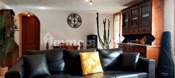 3 bedrooms House in Rezzo, Italy No. 105996 6