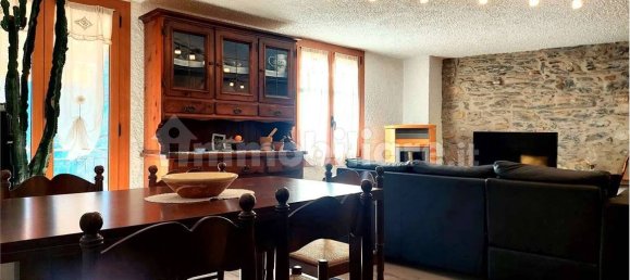 3 bedrooms House in Rezzo, Italy No. 105996 25