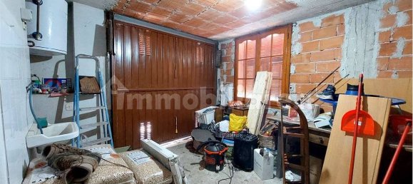 3 bedrooms House in Rezzo, Italy No. 105996 34