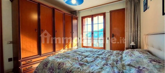 3 bedrooms House in Rezzo, Italy No. 105996 18