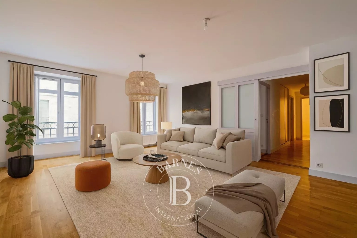 2 Schlafzimmer Wohnung in Bordeaux, France, Nr. 344199