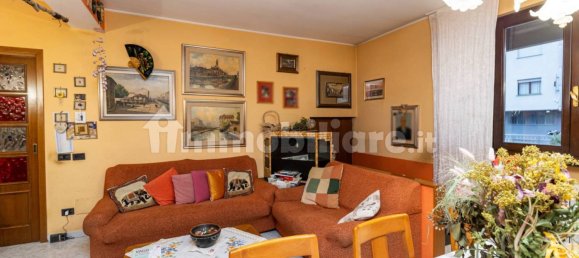 Villa de 5 dormitorios en Varedo, Italy No. 200067 7