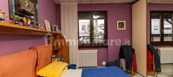 Villa de 5 dormitorios en Varedo, Italy No. 200067 16