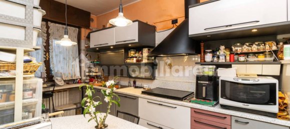 Villa de 5 dormitorios en Varedo, Italy No. 200067 13