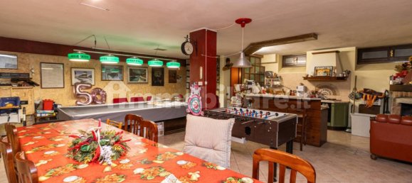 Villa de 5 dormitorios en Varedo, Italy No. 200067 45