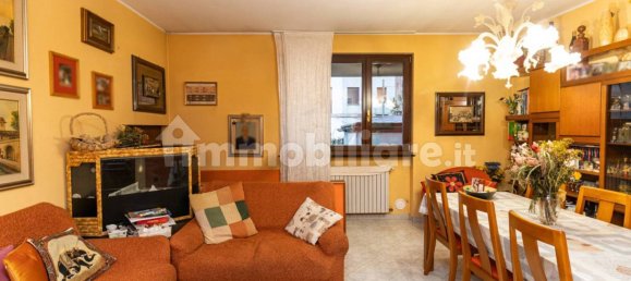 Villa de 5 dormitorios en Varedo, Italy No. 200067 9