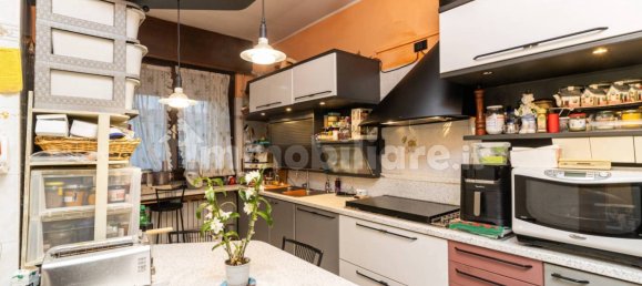 Villa de 5 dormitorios en Varedo, Italy No. 200067 14