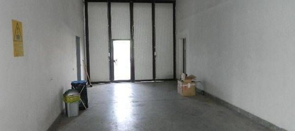 160m² Warehouse in Lucca, Italy No. 140244 8