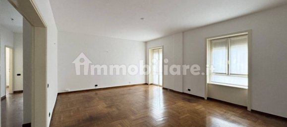 Apartamento T5 em Milan, Italy N.º 243720 4