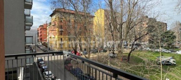 Apartamento T5 em Milan, Italy N.º 243720 6