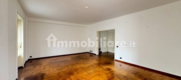 Apartamento T5 em Milan, Italy N.º 243720 5