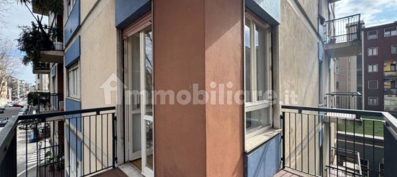 Apartamento T5 em Milan, Italy N.º 243720 8