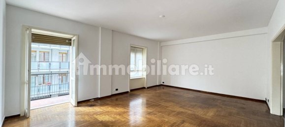 Apartamento T5 em Milan, Italy N.º 243720 2