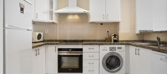 2 bedrooms Apartment in Marbella, Spain No. 166165 10